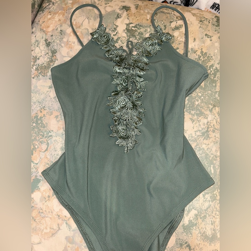 NWOT TOPSHOP BODY SUIT